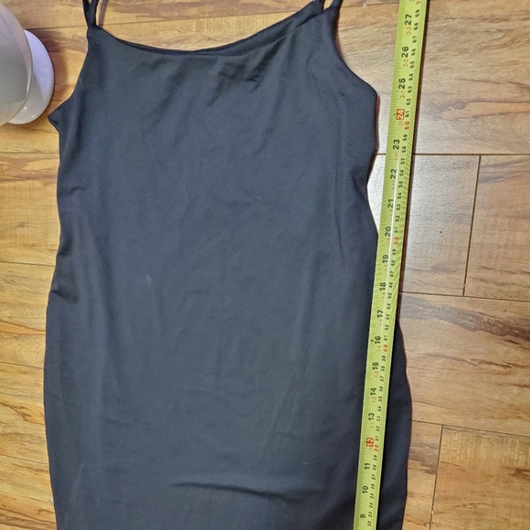 Dress - Picture 2 of 6